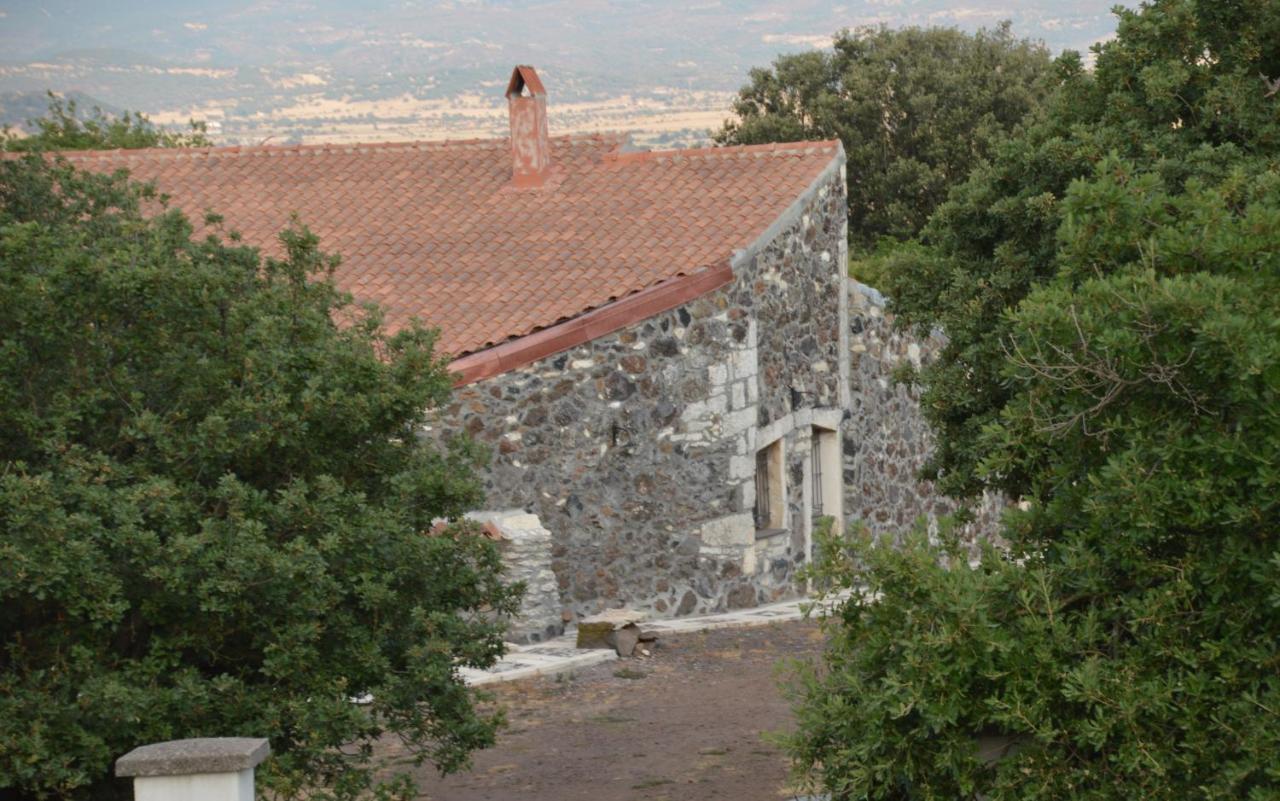 Su Montiju De Sa Falada Manna Cheremule Exterior photo