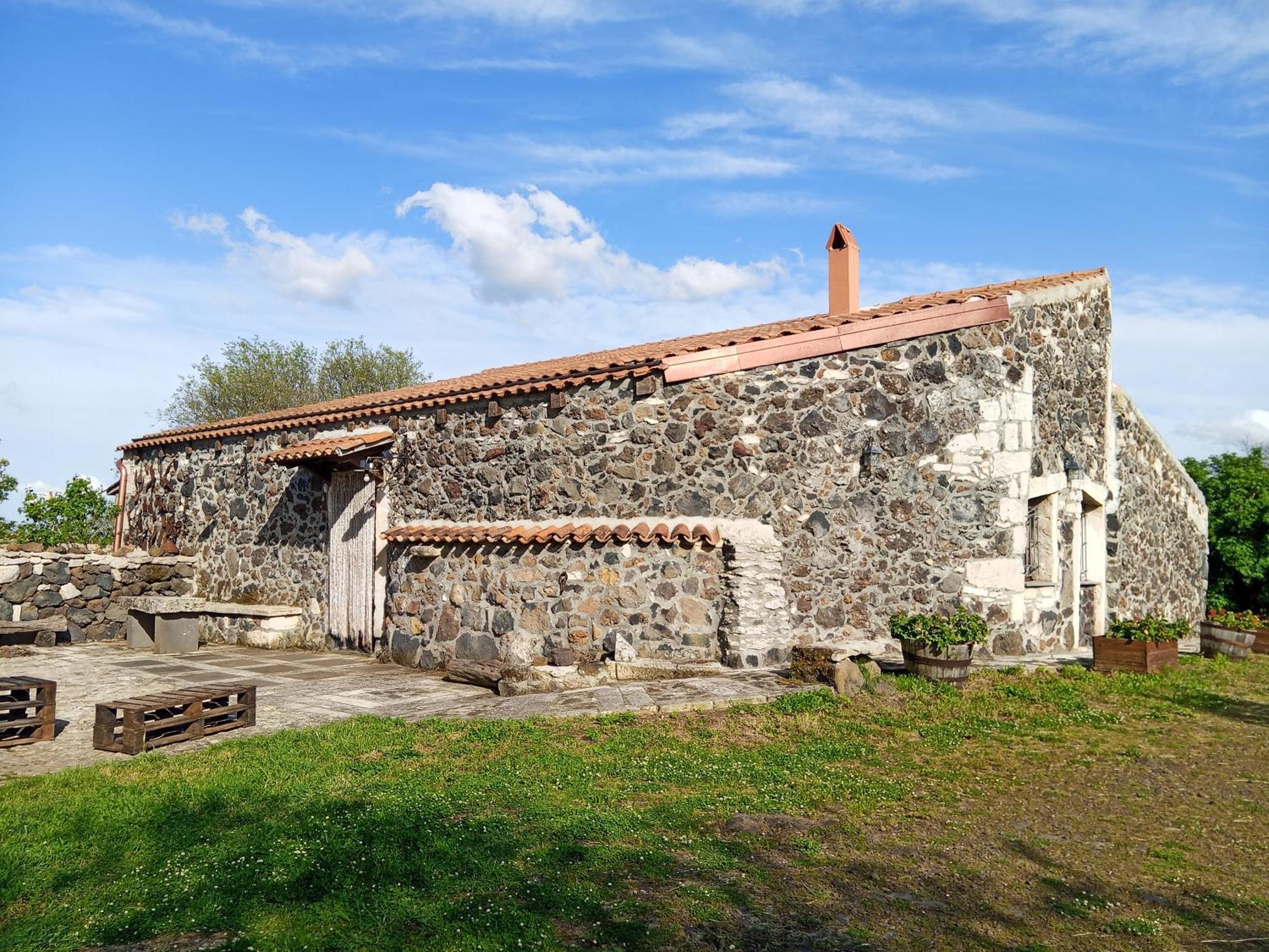 Su Montiju De Sa Falada Manna Cheremule Exterior photo